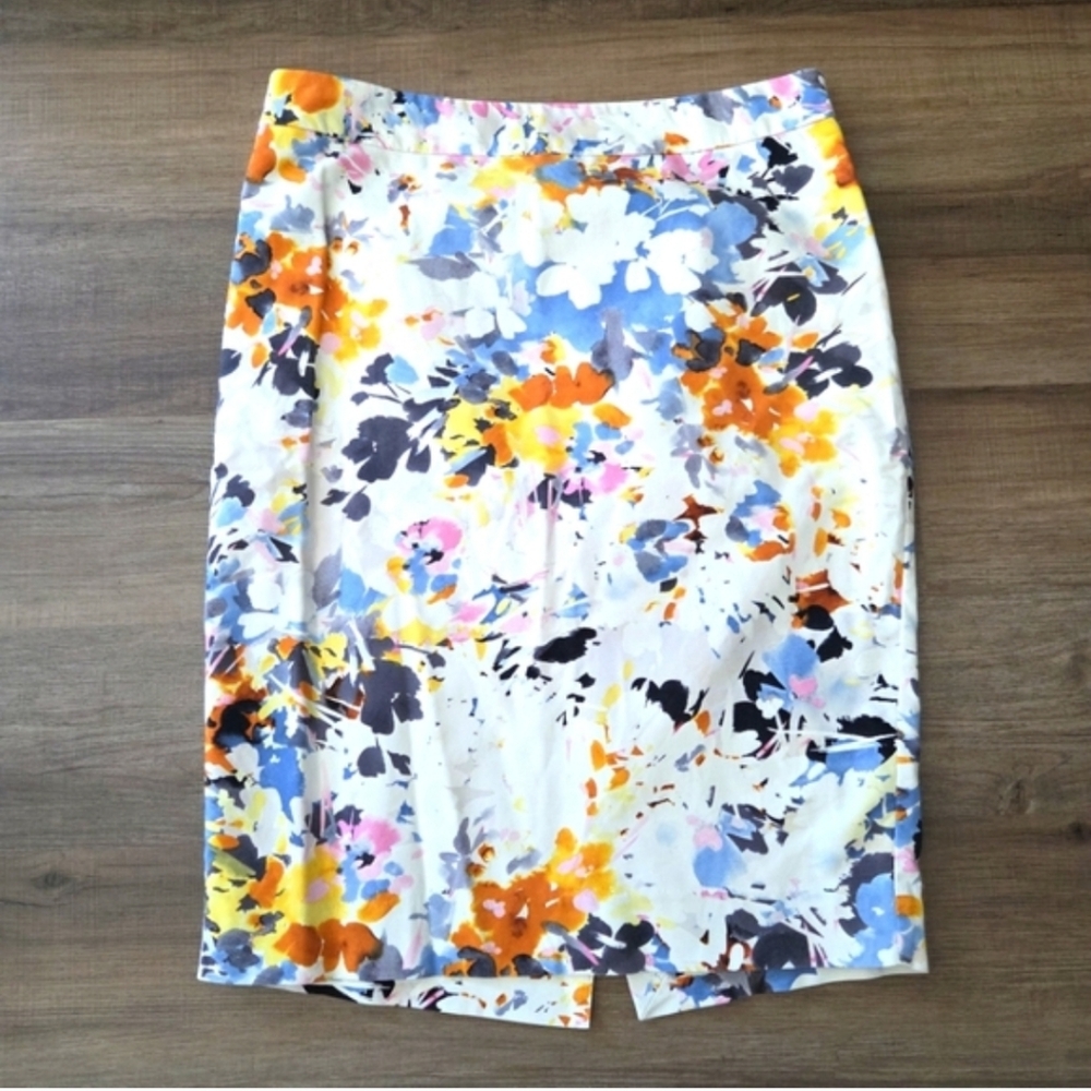 The Limited Vibrant Floral Pencil Skirt